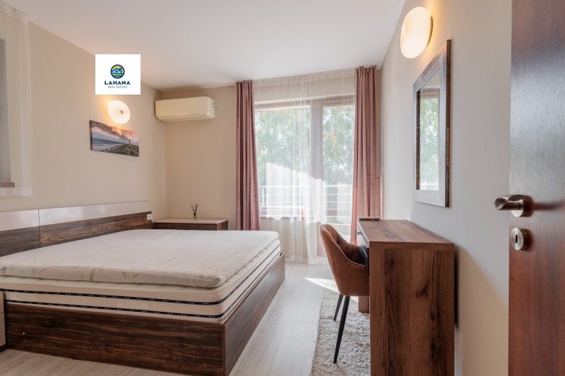 Продава КЪЩА, гр. Бургас, Сарафово, снимка 10 - Къщи - 50288219