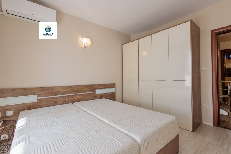 Продава КЪЩА, гр. Бургас, Сарафово, снимка 15 - Къщи - 50288219