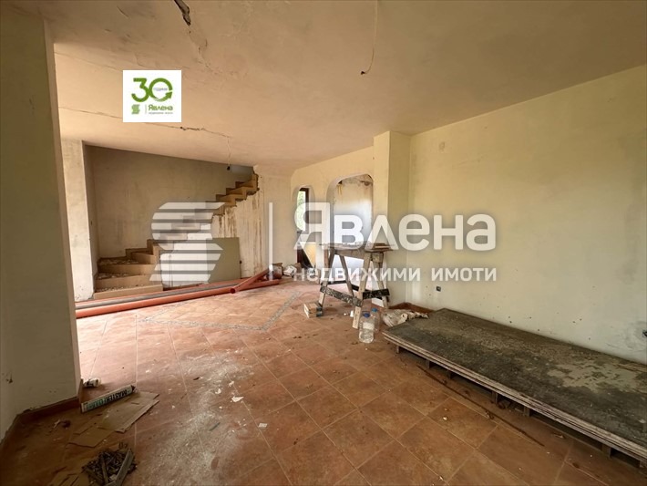 Продава КЪЩА, с. Аврен, област Варна, снимка 6 - Къщи - 55182035