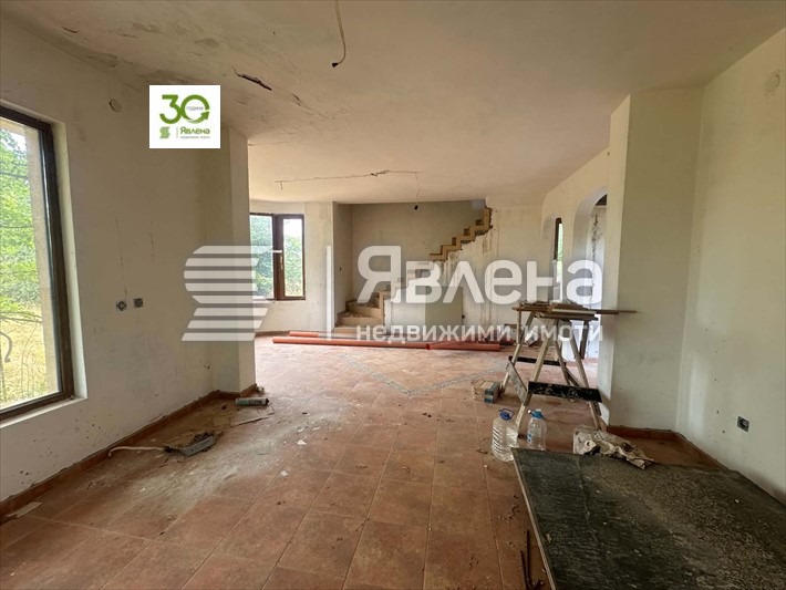 Продава КЪЩА, с. Аврен, област Варна, снимка 4 - Къщи - 55182035
