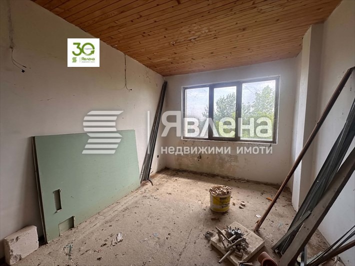 Продава КЪЩА, с. Аврен, област Варна, снимка 14 - Къщи - 55182035