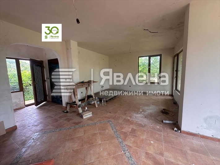 Продава КЪЩА, с. Аврен, област Варна, снимка 2 - Къщи - 55182035