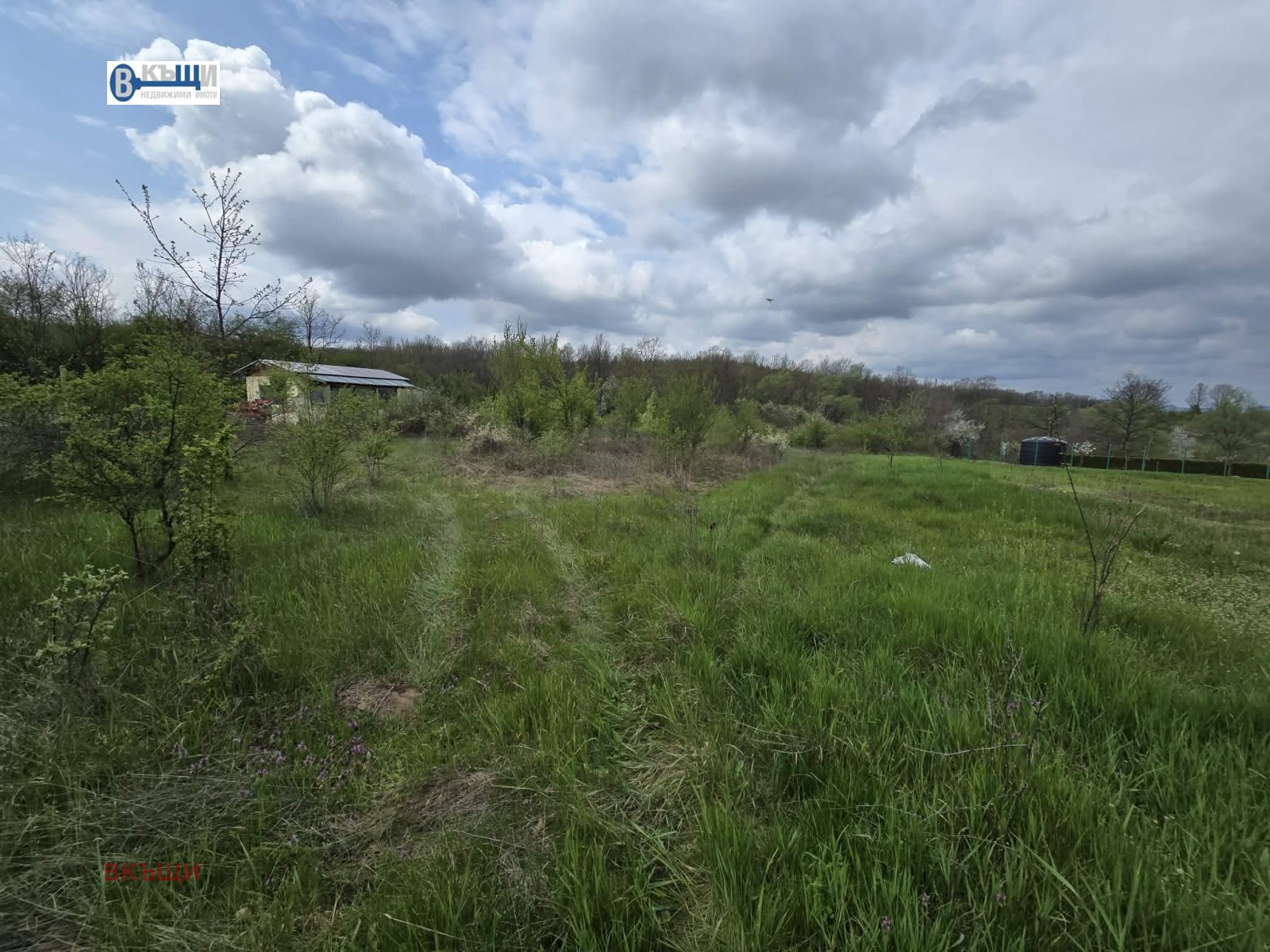 Продава ПАРЦЕЛ, с. Велчево, област Велико Търново