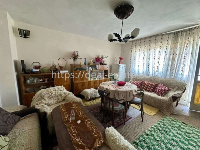 Продава  Многостаен град Благоевград , Идеален център , 94 кв.м | 90641440 - изображение [3]