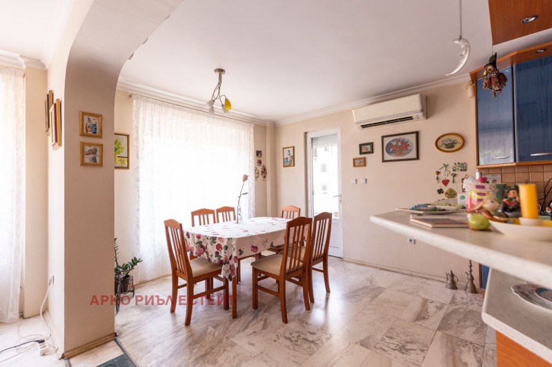 À vendre  3+ chambres Sofia , Belite brezi , 175 m² | 62527808 - image [6]