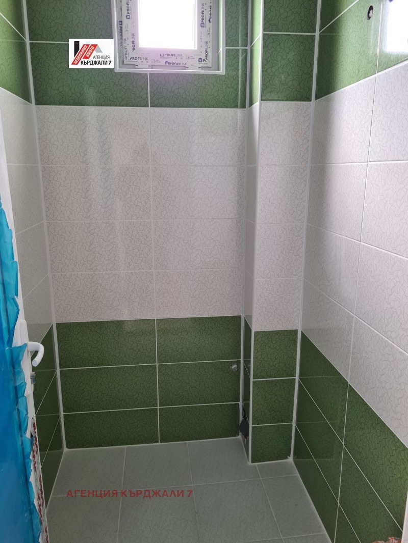 Na prodej  Mezonet Kardžali , Vazroždenci , 152 m2 | 27583153 - obraz [15]