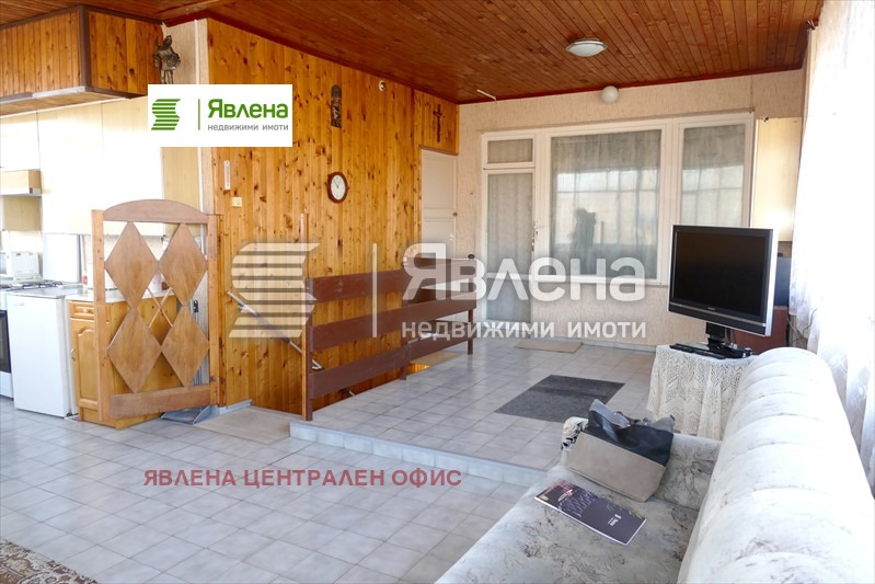 Продава КЪЩА, с. Извор, област София област, снимка 15 - Къщи - 54307795