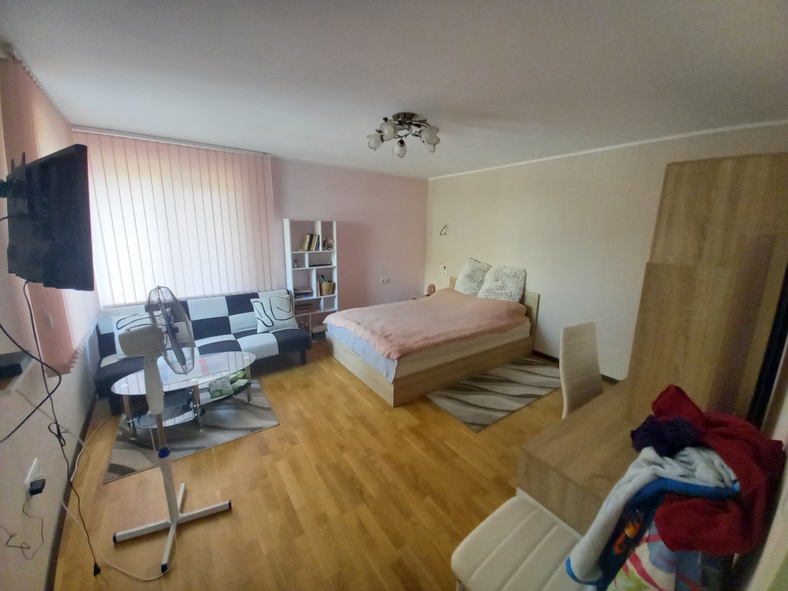 Продава КЪЩА, гр. Шумен, Добруджански, снимка 2 - Къщи - 51325495