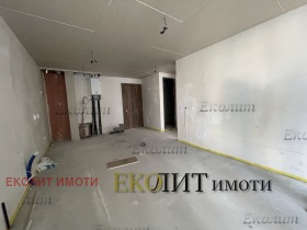 2-стаен град София, Кръстова вада 5