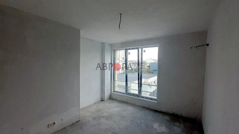 Na prodej  2 ložnice Burgas , Vazraždane , 130 m2 | 79166638 - obraz [11]