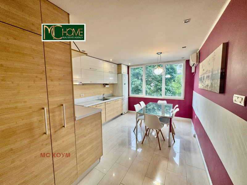 In vendita  2 camere da letto Sofia , Krasno selo , 95 mq | 15792584