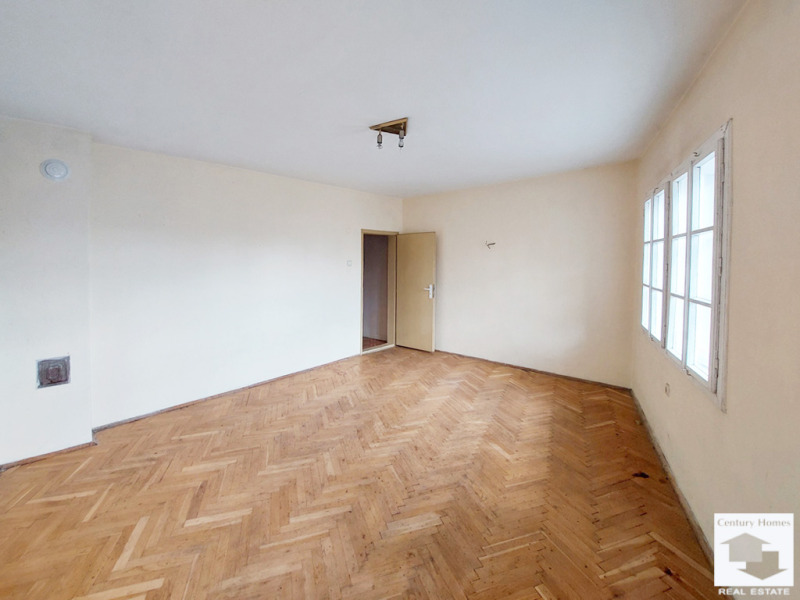 Продава  Етаж от къща град Велико Търново , Варуша , 91 кв.м | 37000529 - изображение [2]