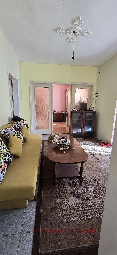 Продава КЪЩА, гр. Перник, Мошино, снимка 13 - Къщи - 52201219