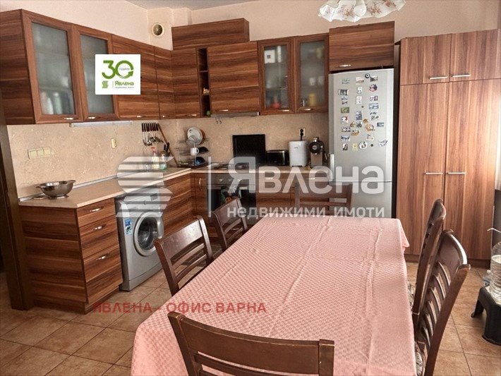 Продава КЪЩА, гр. Варна, м-т Долна Трака, снимка 2 - Къщи - 54569191
