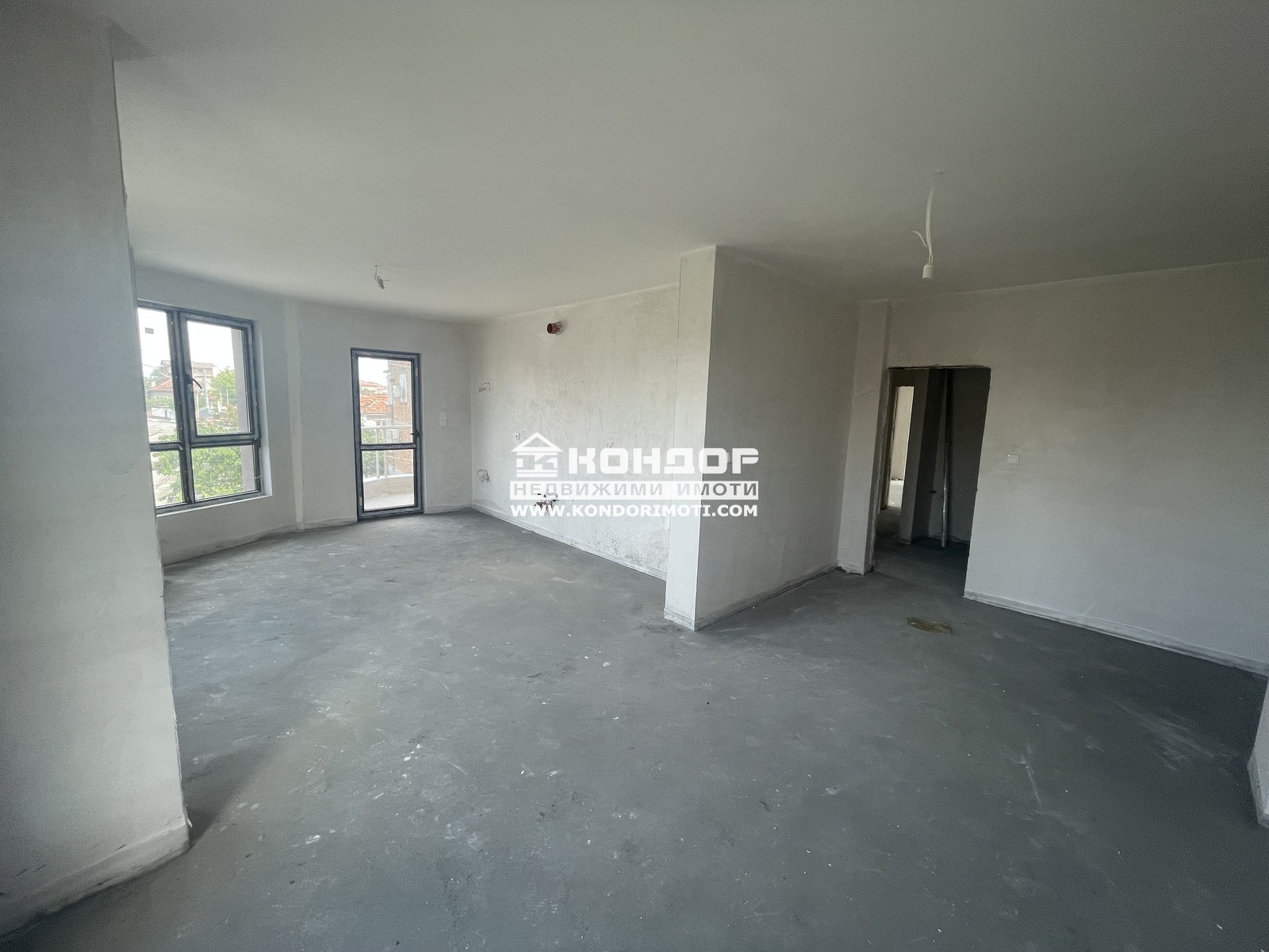 Продава 3-СТАЕН, гр. Пловдив, Коматево, снимка 2 - Апартаменти - 50254832