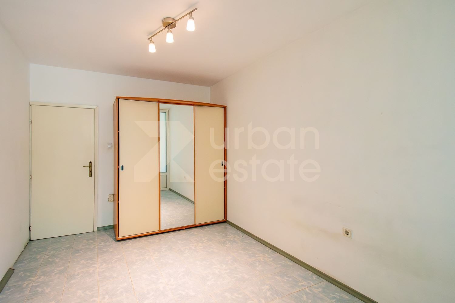 Продава 3-СТАЕН, гр. София, Лагера, снимка 12 - Апартаменти - 54996886