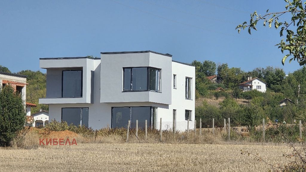 Продава КЪЩА, с. Долна Диканя, област Перник