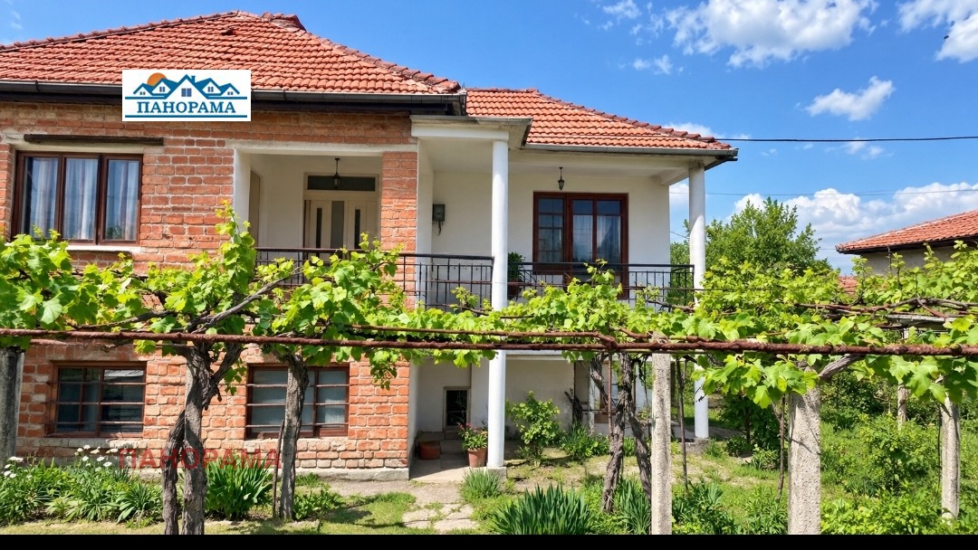 Продава КЪЩА, с. Ръжево, област Пловдив