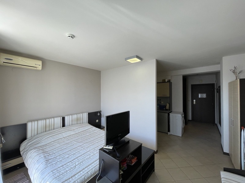 For Sale  Studio region Burgas , k.k. Slanchev bryag , 45 sq.m | 51946385