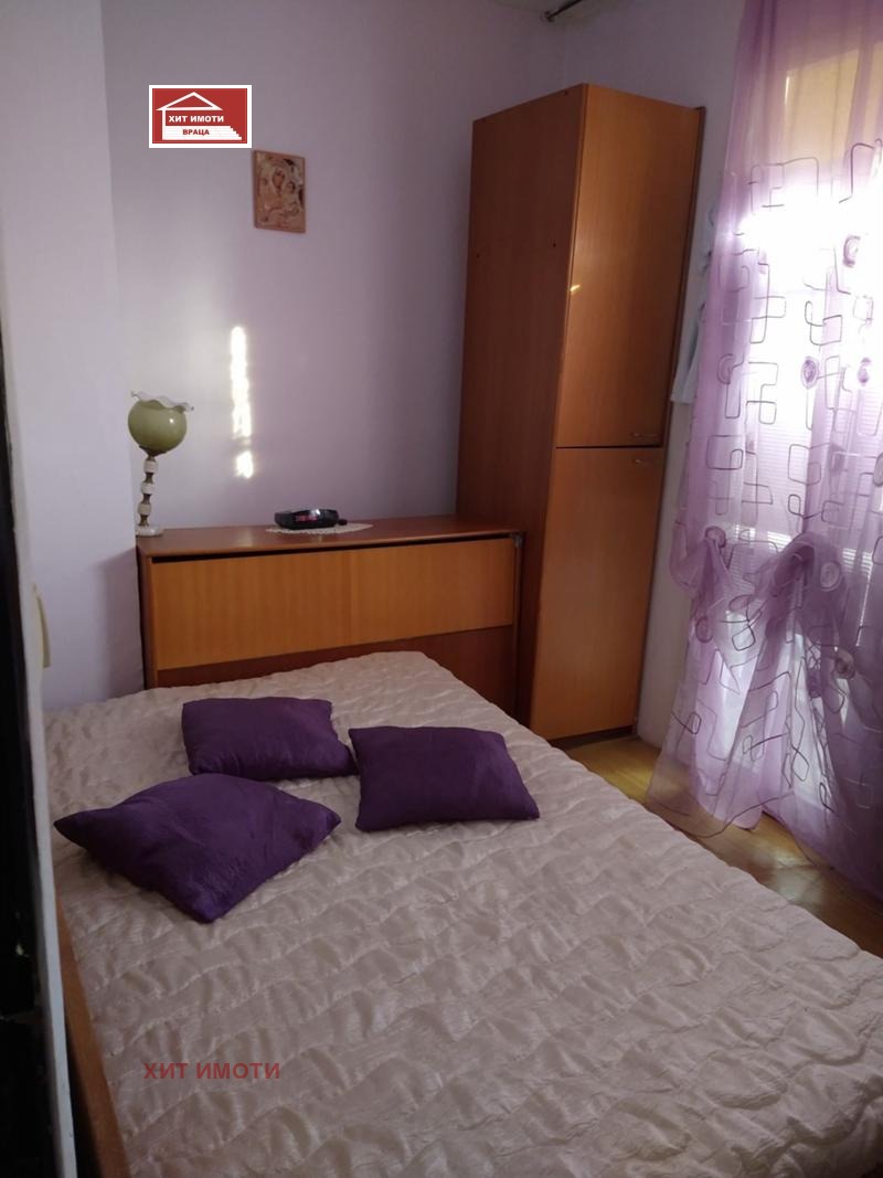 For Sale  1 bedroom Vratsa , Kvartal 72 , 60 sq.m | 96656997