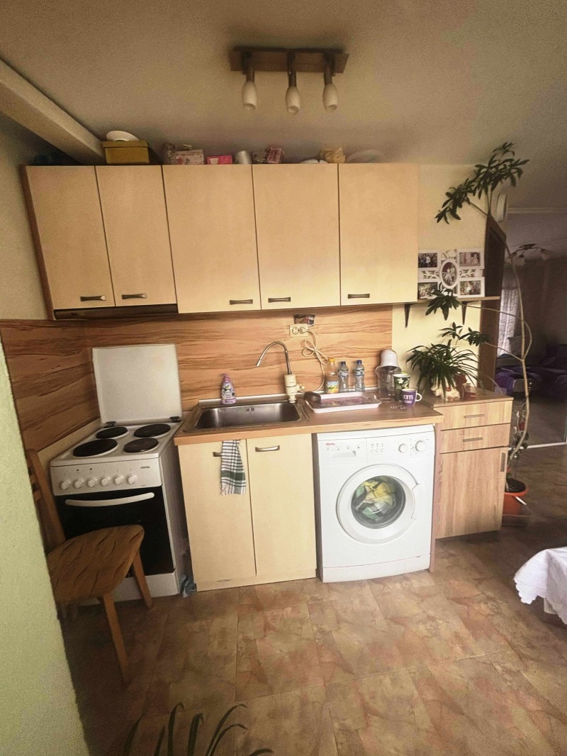 Продава  2-стаен град Благоевград , Грамада , 58 кв.м | 54340128 - изображение [2]