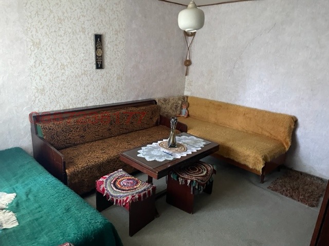 Продава КЪЩА, с. Крапец, област Добрич, снимка 7 - Къщи - 52770055