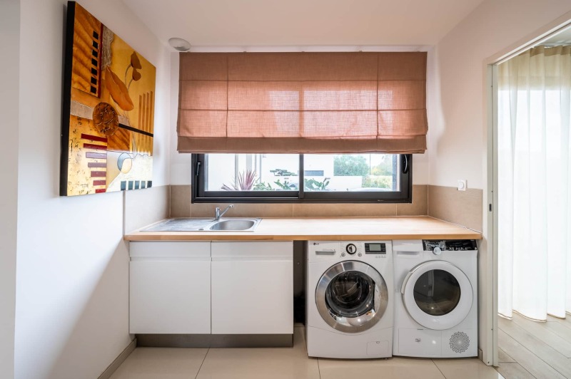 Продава КЪЩА, гр. София, Докторски паметник, снимка 15 - Къщи - 53290042