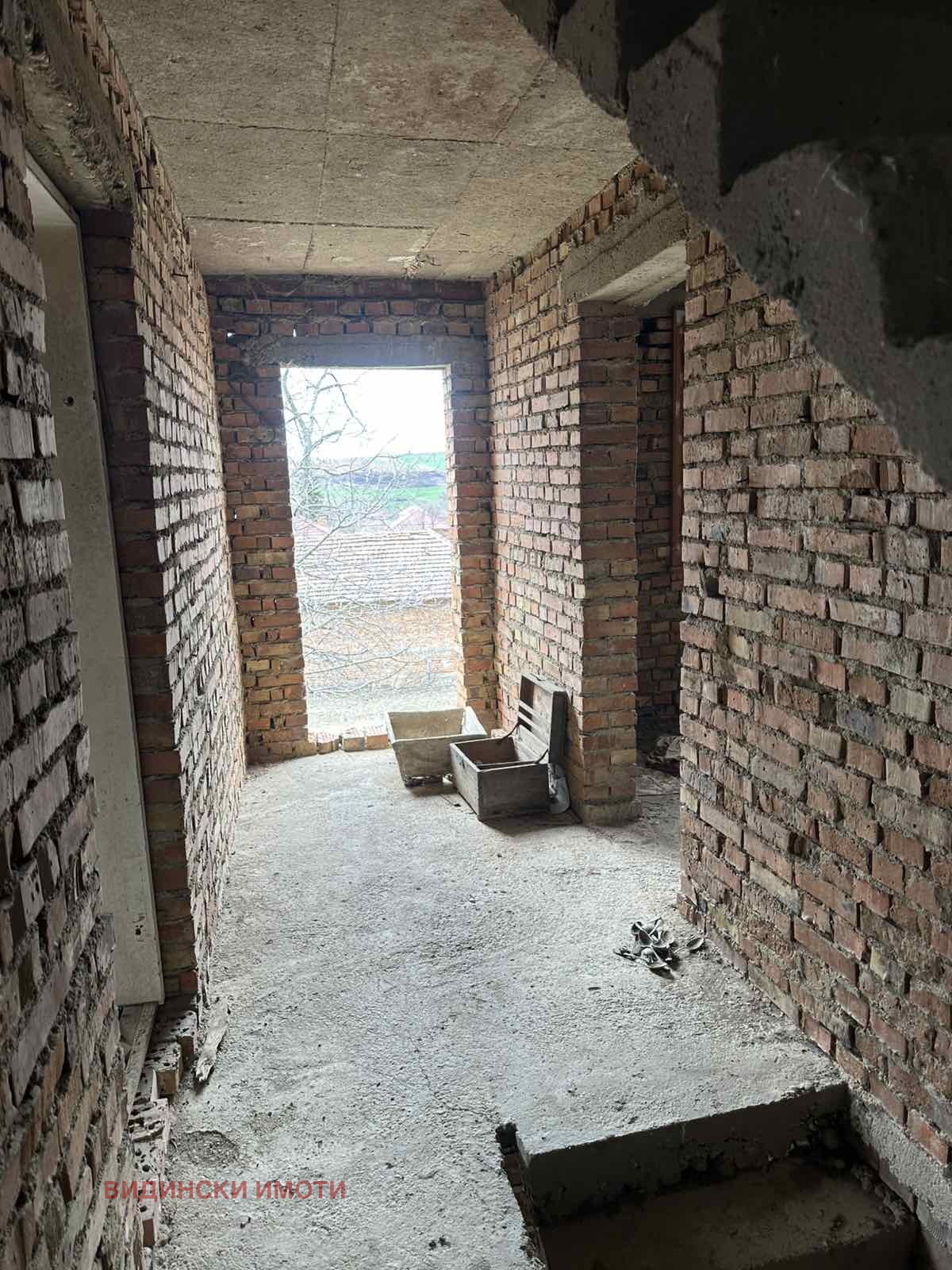 Продава КЪЩА, с. Винарово, област Видин, снимка 5 - Къщи - 53903630