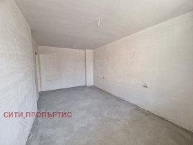 Продажба на тристайни апартаменти в град Благоевград — страница 6 - изображение 1 