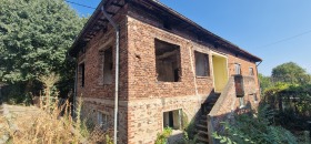 Hus Petrisj, region Blagoevgrad 1