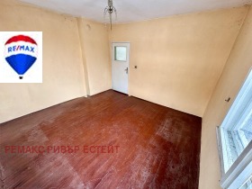 Casa Sredna kula, Ruse 9