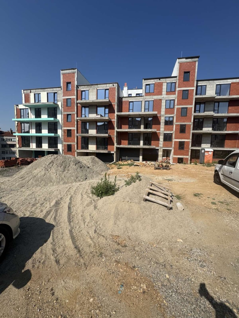 Продава  2-стаен, град Благоевград, Освобождение • 58 780 € • ID 76184402 — holmes.bg - [1] 