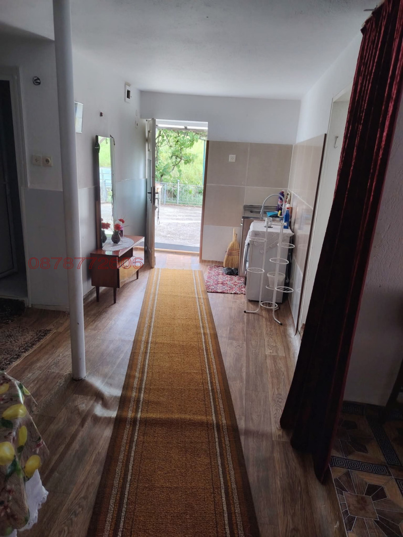 Продава КЪЩА, с. Подвис, област Смолян, снимка 14 - Къщи - 53288174