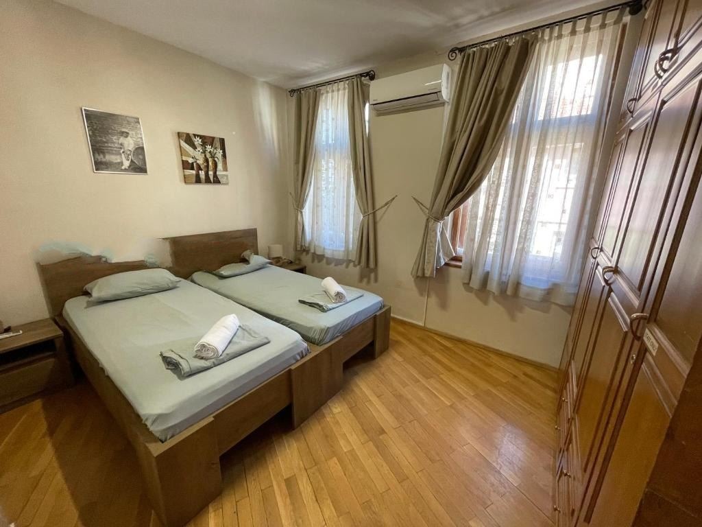 Продава 4-СТАЕН, гр. София, Център, снимка 13 - Апартаменти - 54144634