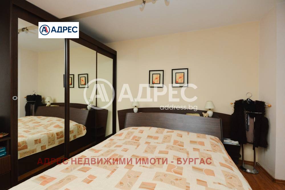 Продава МНОГОСТАЕН, гр. Бургас, Възраждане, снимка 3 - Апартаменти - 53984422