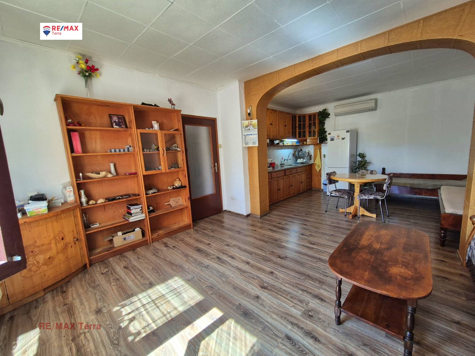 Продава КЪЩА, гр. Левски, област Плевен, снимка 6 - Къщи - 56085528