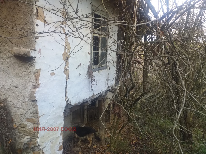 Продава КЪЩА в област Габрово, с. Парчовци - 47 кв.м / 6 000 € » 11 734.98 лв., НИЯ-2007 ЕООД