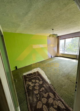 1 dormitorio Teva, Pernik 7