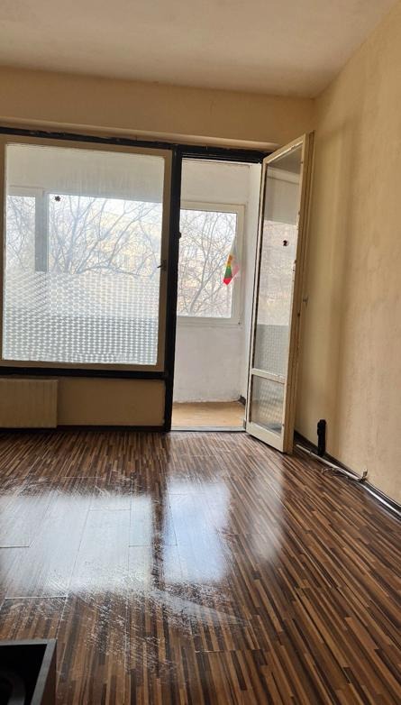 Продава 2-СТАЕН, гр. София, Полигона, снимка 3 - Апартаменти - 54604785