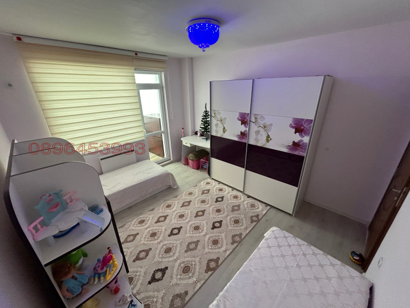 Na prodej  2 ložnice oblast Sliven , Nova Zagora , 95 m2 | 23426338 - obraz [11]