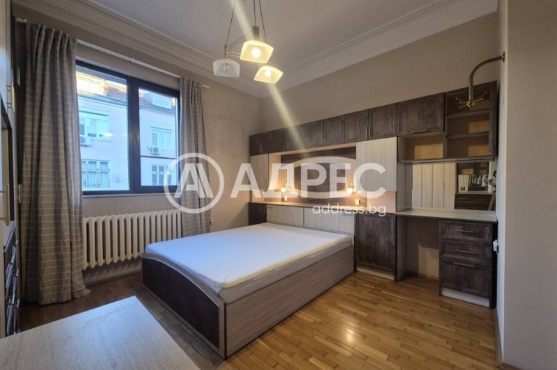 Продава 3-СТАЕН, гр. София, Център, снимка 4 - Апартаменти - 52652813