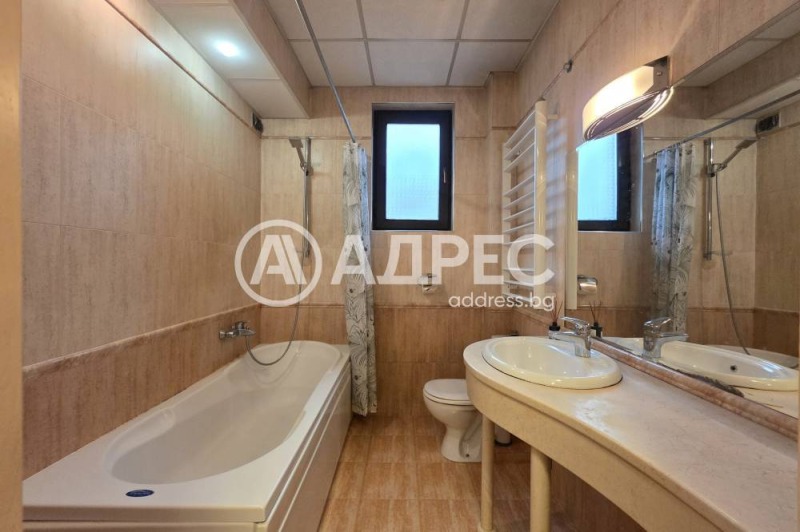 Продава 3-СТАЕН, гр. София, Център, снимка 5 - Апартаменти - 52652813