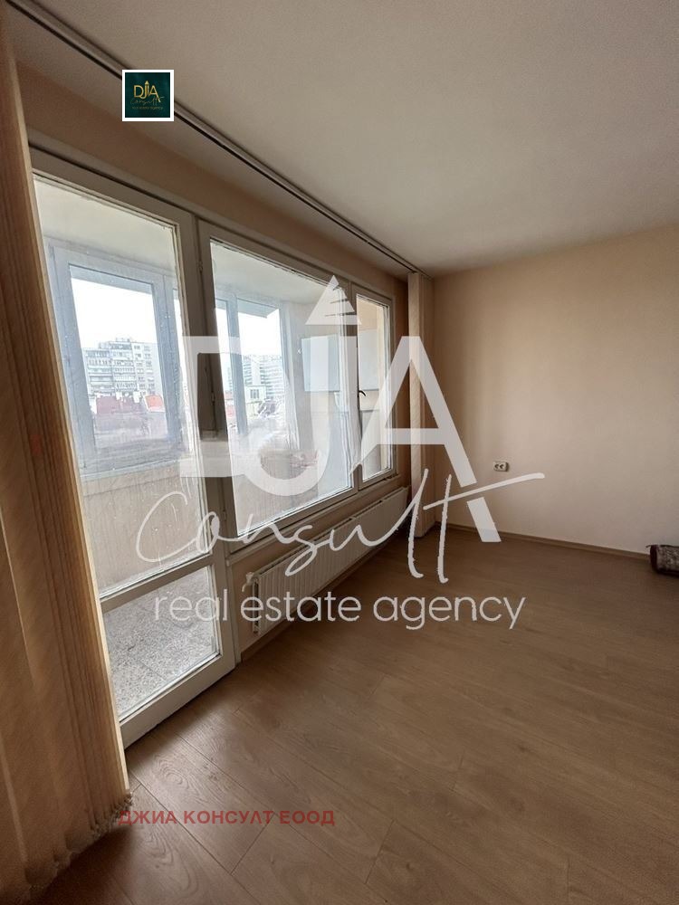Продава 3-СТАЕН, гр. София, Хиподрума, снимка 3 - Апартаменти - 56160653