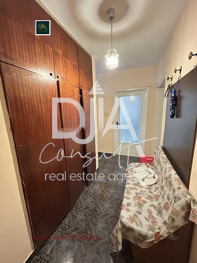 Продава 3-СТАЕН, гр. София, Хиподрума, снимка 12 - Апартаменти - 56160653