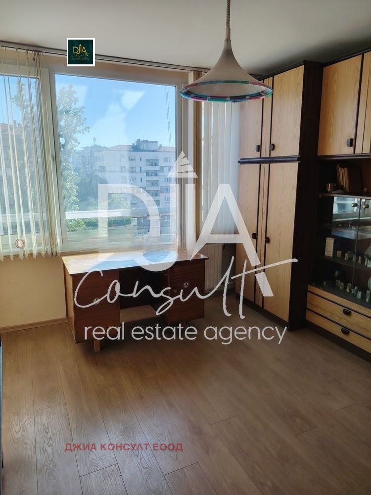 Продава 3-СТАЕН, гр. София, Хиподрума, снимка 4 - Апартаменти - 56160653