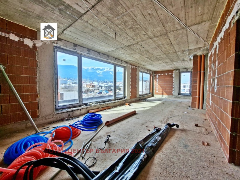 Продава МНОГОСТАЕН, гр. София, Малинова долина, снимка 2 - Апартаменти - 53596521