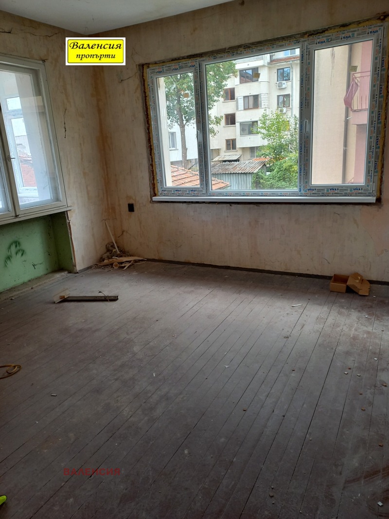 Продава  Етаж от къща град Враца , Център , 91 кв.м | 26418848 - изображение [2]