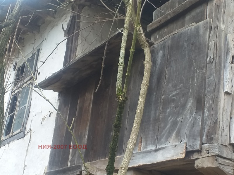 Продава КЪЩА, с. Парчовци, област Габрово, снимка 2 - Къщи - 53103813