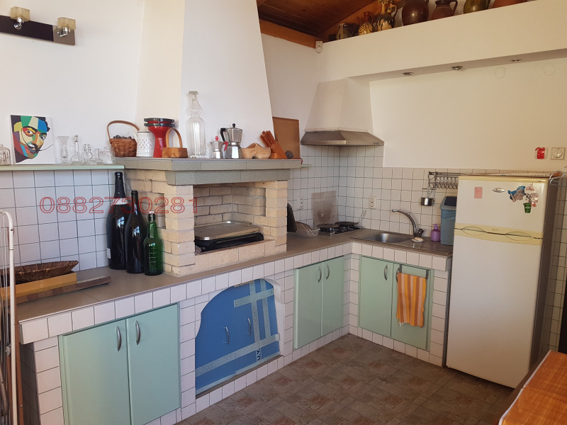 Продава КЪЩА, гр. София, с. Войнеговци, снимка 10 - Къщи - 52528626