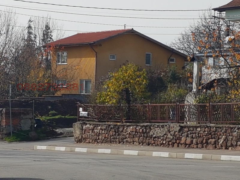 Продава КЪЩА, гр. София, с. Войнеговци, снимка 3 - Къщи - 52528626